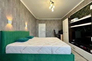 Фото №2: 1-комнатная квартира 44 м² - Краснодар, мкр. имени Маршала Жукова, ул. Александра Покрышкина, 4/10