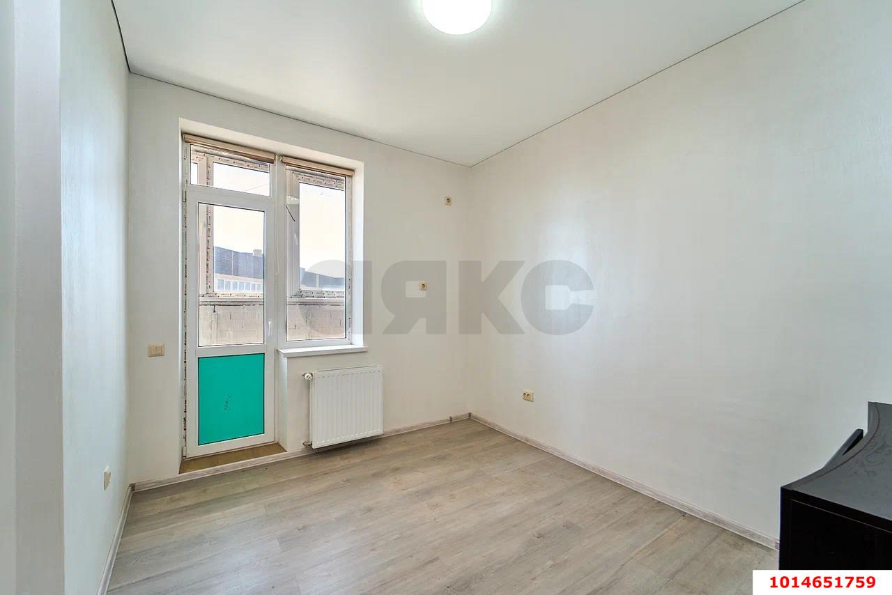 Фото №1: 1-комнатная квартира 32 м² - Краснодар, жилой комплекс Свобода, ул. Домбайская, 55к3