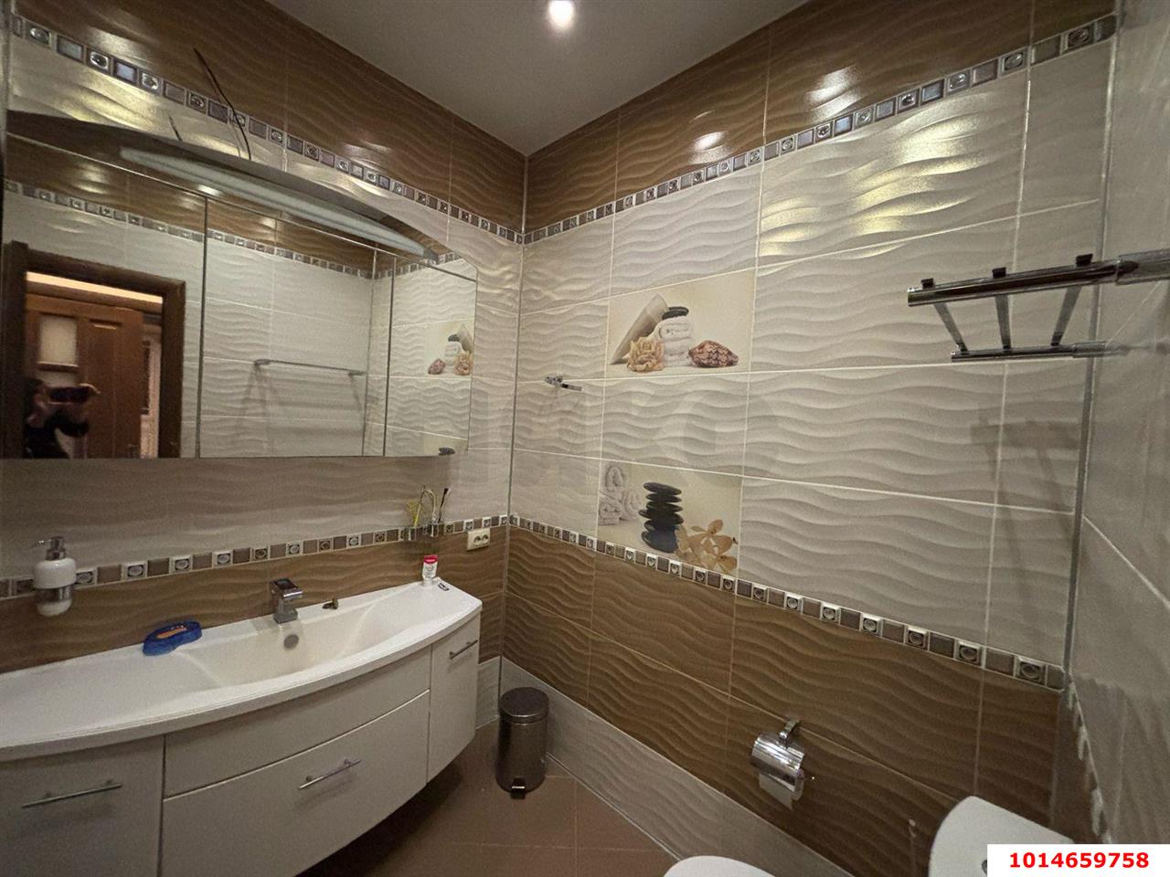 Фото №12: Дом 242 м² + 11.7 сот. - Темрюк, п. Комсомольский, ул. Краснодарская, 107/1