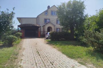 Фото №1: Дом 242 м² - Темрюк, п. Комсомольский, ул. Краснодарская, 107/1