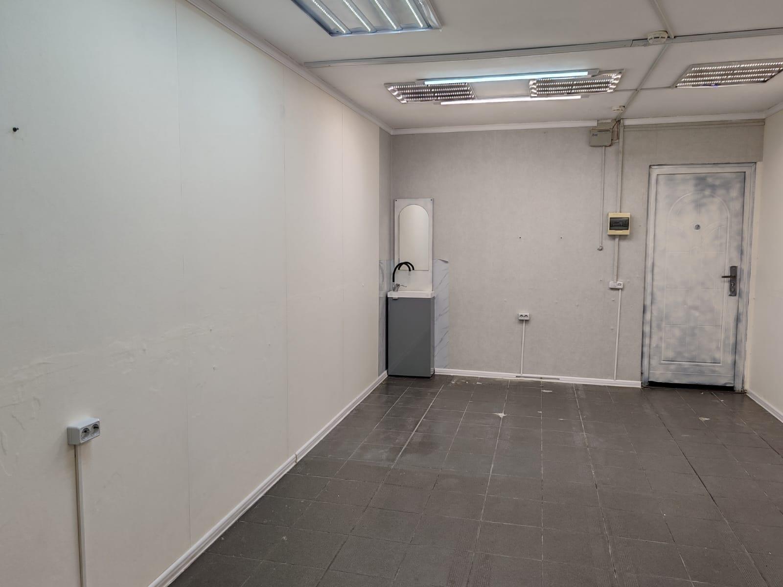 Фото №8: Коммерция 19 м² - Краснодар, Карасунский внутригородской округ, мкр. Гидростроителей, ул. Парусная, 20