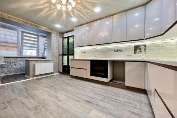 Фото №3: 2-комнатная квартира 65 м² - Краснодар, мкр. Черёмушки, ул. Селезнёва, 4/13к1