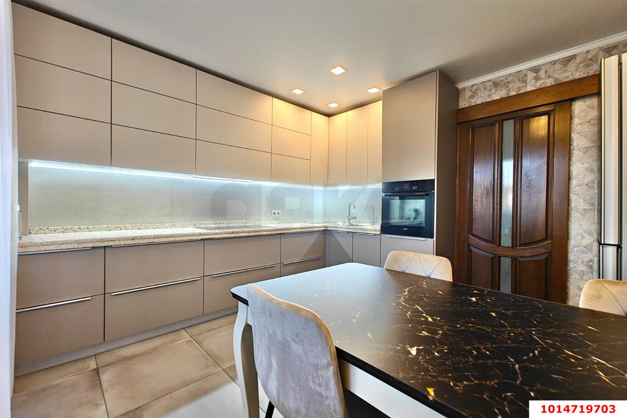 Фото №1: 3-комнатная квартира 100 м² - Краснодар, Центральный, ул. Мира, 18