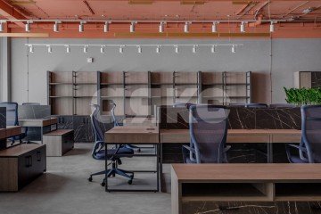 Фото №1: Коммерция 220 м² - Ростов-на-Дону, мкр. Нахичевань, ул. 2-я Линия, 47