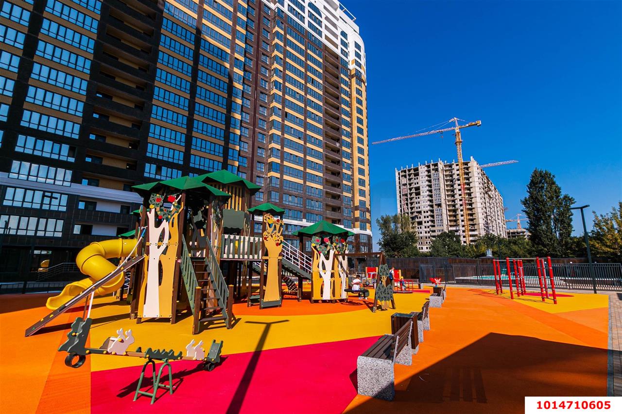 Фото №11: 1-комнатная квартира 42 м² - Краснодар, Карасунский внутригородской округ, Хлопчато-бумажный Комбинат, мкр. жилой комплекс Фамилия, ул. Старокубанская, 124