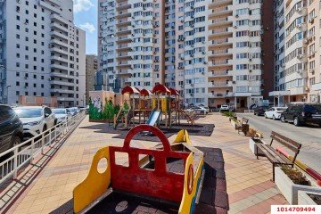 Фото №1: 2-комнатная квартира 76 м² - Краснодар, мкр. Центральный, ул. Кубанская Набережная, 64
