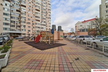 Фото №3: 2-комнатная квартира 76 м² - Краснодар, мкр. Центральный, ул. Кубанская Набережная, 64