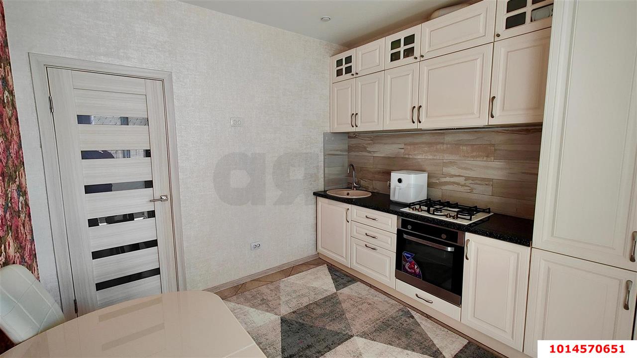 Фото №1: 2-комнатная квартира 60 м² - Берёзовый, Витаминкомбинат, ул. Профессора Рудакова, 7/36к5