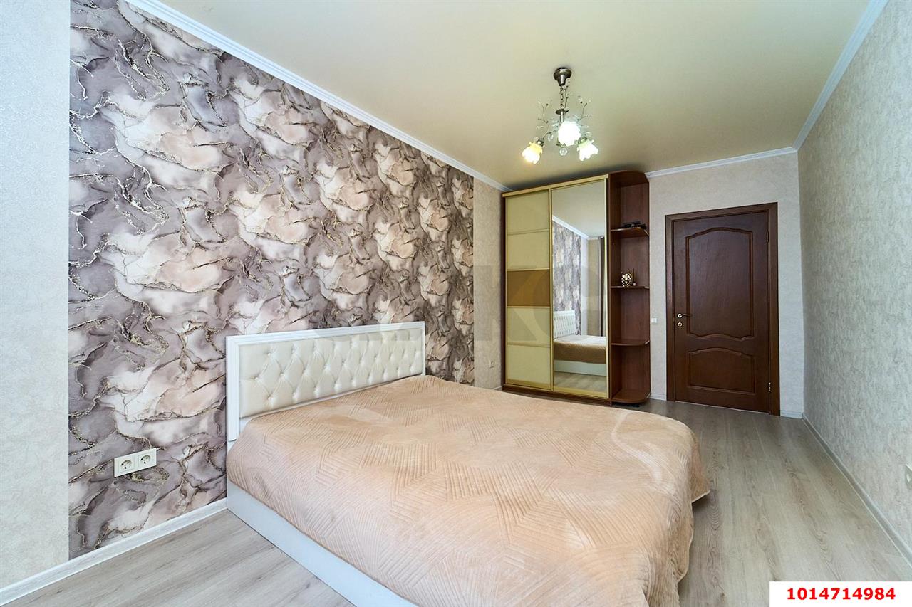 Фото №9: 2-комнатная квартира 70 м² - Краснодар, Прикубанский внутригородской округ, мкр. Музыкальный, ул. имени Ф.И. Шаляпина, 25