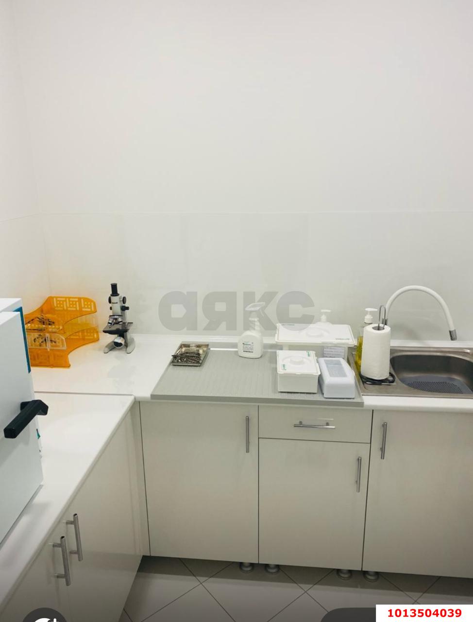 Фото №10: Торговое помещение 63 м² - Краснодар, Светлоград, ул. Красных Партизан, 1/4к3