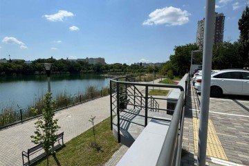 Фото №2: 2-комнатная квартира 67 м² - Краснодар, мкр. ЖК Дом у Озера, ул. Селезнёва, 104/1