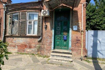 Фото №1: 2-комнатная квартира 46 м² - Краснодар, мкр. Центральный, ул. имени Максима Горького, 70