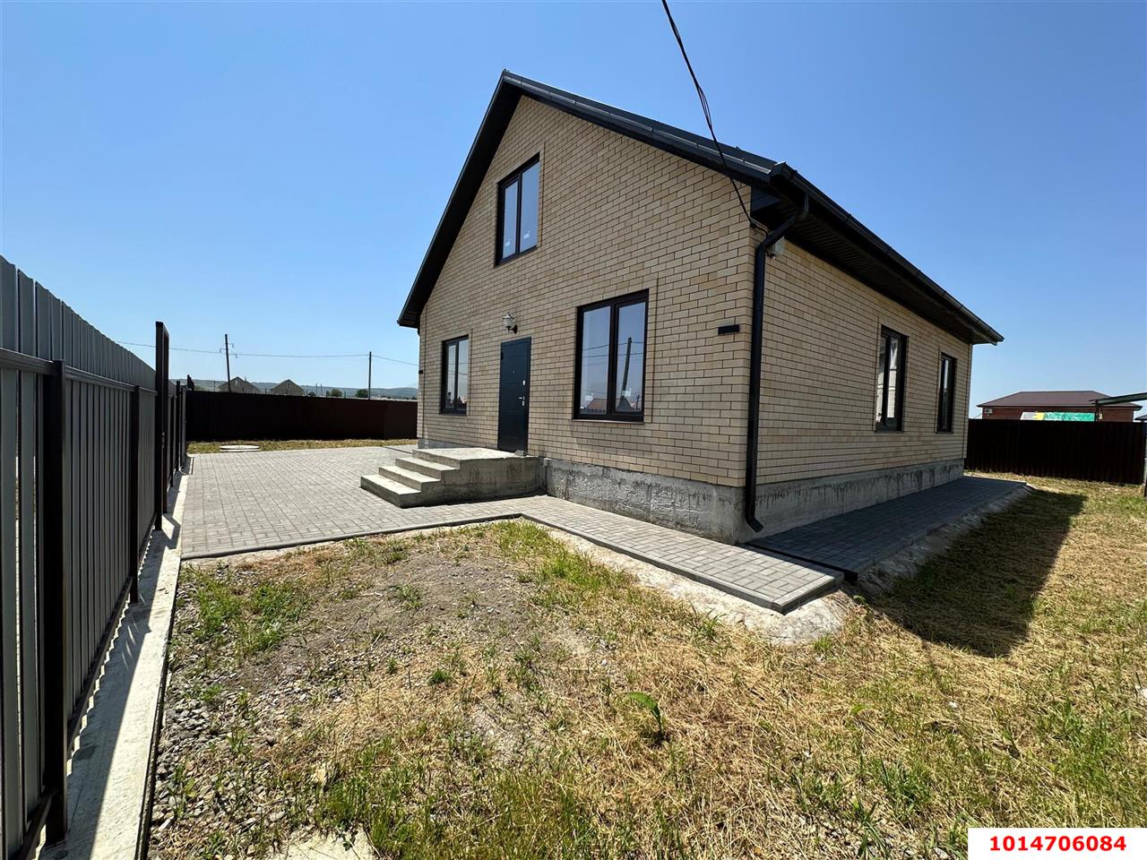 Фото №1: Дом 107 м² + 4 сот. - Ильский, ул. Константина Симонова, 42