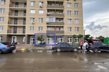 Фото №1: Торговое помещение 43 м² - Краснодар, мкр. жилой комплекс Дыхание, ул. Лётчика Позднякова, 2к18