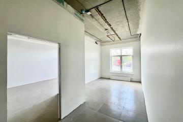 Фото №4: Коммерция 42 м² - Краснодар, мкр. жилой комплекс Дыхание, ул. Лётчика Позднякова, 2к18