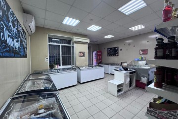 Фото №1: Торговое помещение 51 м² - Краснодар, мкр. Комсомольский, ул. Тюляева, 2/1