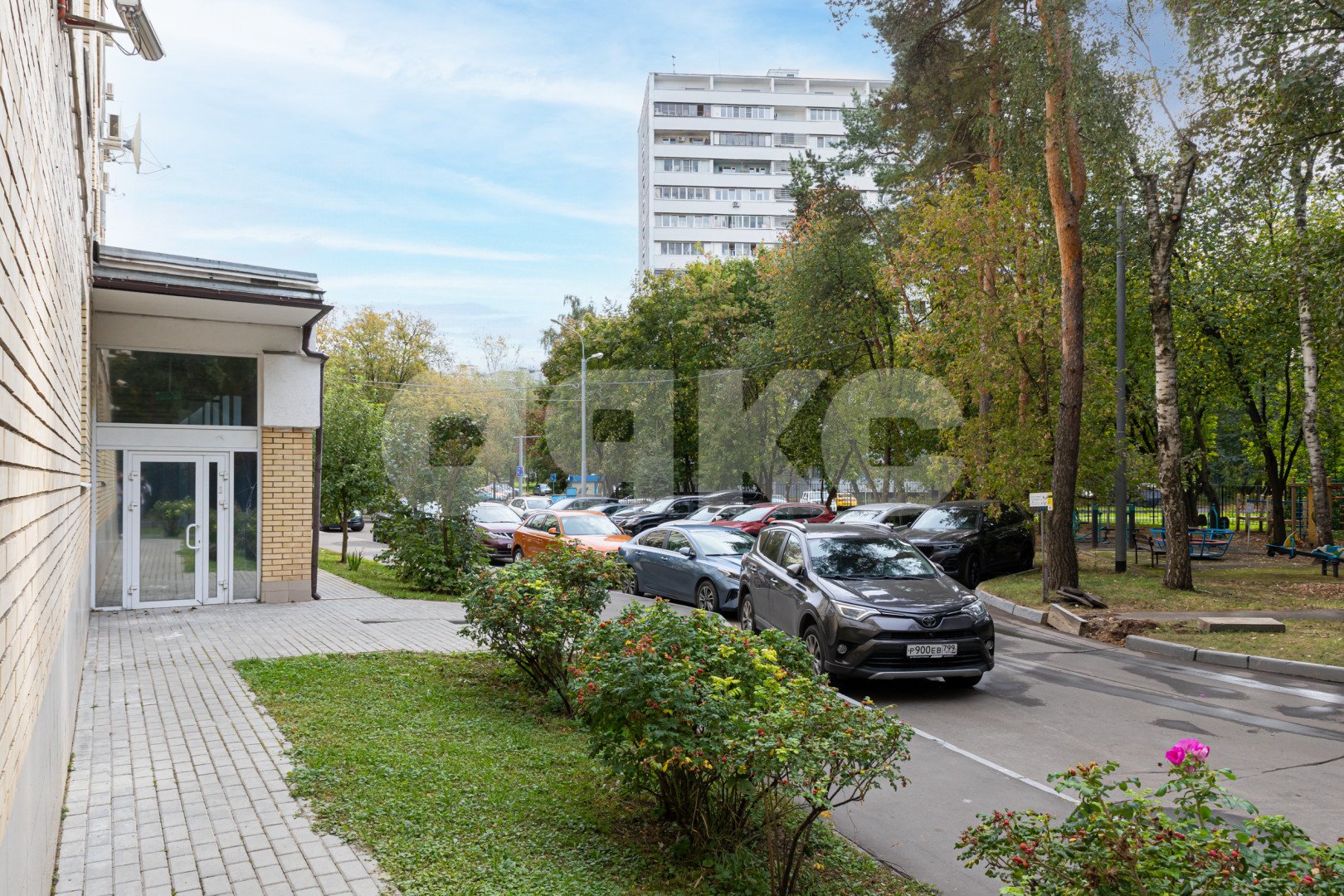 Фото №42: Коммерция 200 м² - Москва, Лосиноостровский, ул. Челюскинская, 9