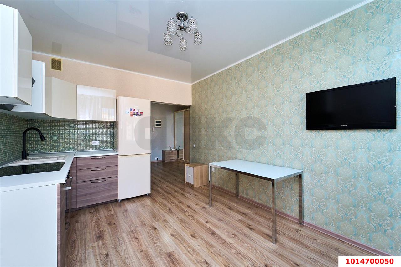 Фото №2: 2-комнатная квартира 63 м² - Краснодар, Прикубанский внутригородской округ, Солнечный, мкр. Фестивальный, ул. Скрябина, 4