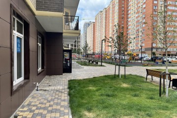 Фото №3: Торговое помещение 83 м² - Краснодар, мкр. жилой комплекс Свобода, ул. Домбайская, 55к8