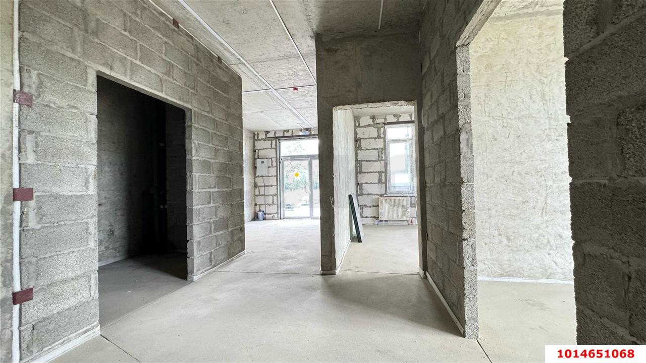 Фото №3: Торговое помещение 70 м² - Краснодар, Почтовый, ул. имени Валерия Гассия, 4/7к4