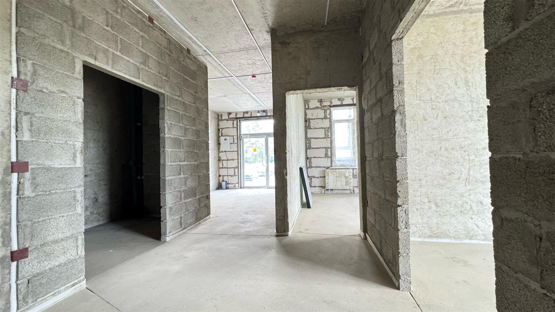 Фото №3: Коммерция 69 м² - Краснодар, Почтовый, Карасунский внутригородской округ, мкр. Гидростроителей, ул. имени Валерия Гассия, 4/7к4