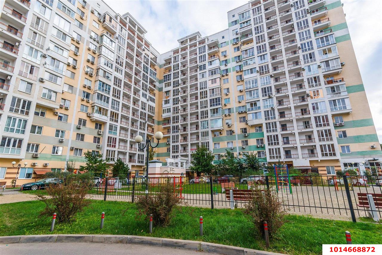 Фото №1: 4-комнатная квартира 151 м² - Краснодар, Прикубанский внутригородской округ, Солнечный, мкр. Фестивальный, ул. Яна Полуяна, 43