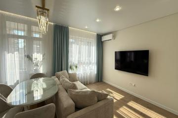 Фото №1: 2-комнатная квартира 64 м² - Краснодар, мкр. Достояние, ул. Григория Булгакова, 7к1