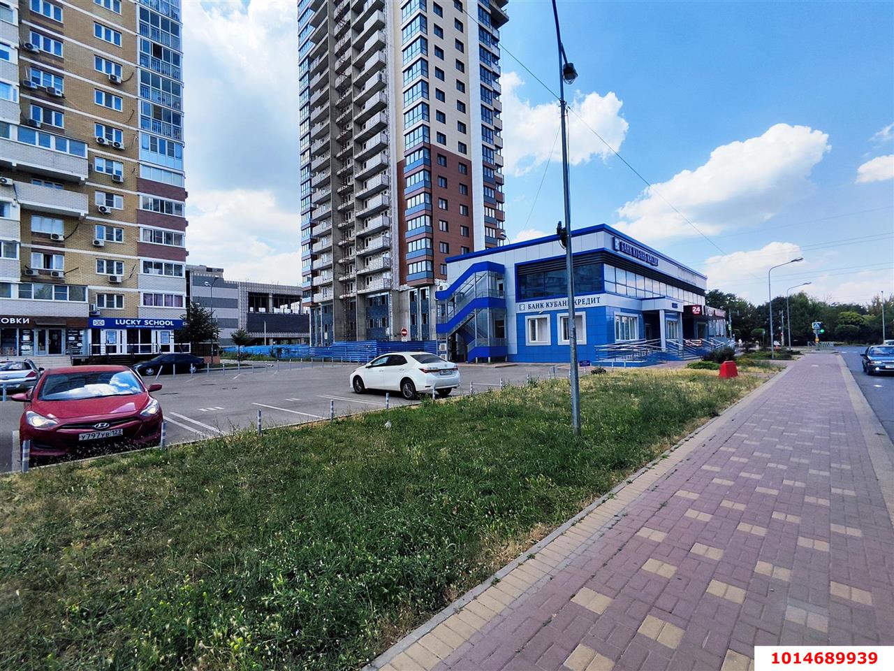 Фото №1: 1-комнатная квартира 44 м² - Краснодар, жилой комплекс Луч, ул. Солнечная, 18/5