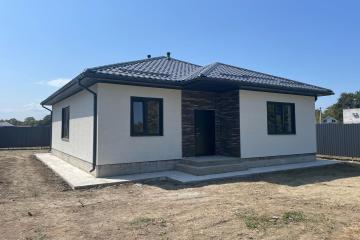 Фото №1: Дом 106 м² - Саратовская, п. коттеджный  Зеленая Усадьба, ул. Ореховая, 42