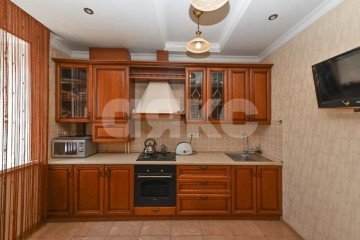 Фото №1: 3-комнатная квартира 124 м² - Ростов-на-Дону, мкр. Мясникован, ул. Каракумская, 29/30