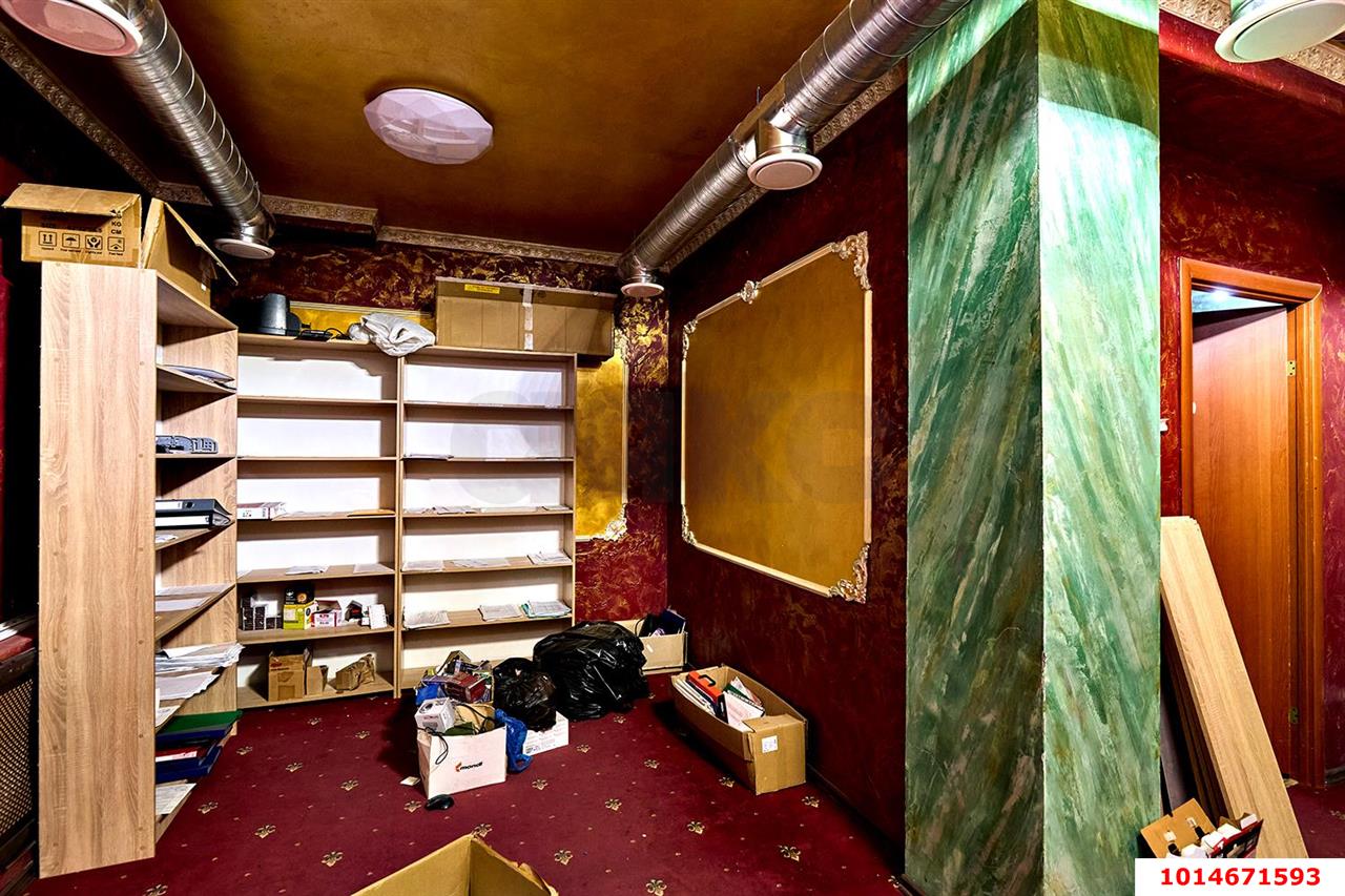 Фото №13: Торговое помещение 166 м² - Краснодар, Восточно-Кругликовский, ул. Восточно-Кругликовская, 62