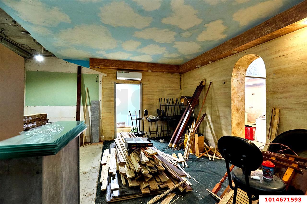 Фото №10: Торговое помещение 166 м² - Краснодар, Восточно-Кругликовский, ул. Восточно-Кругликовская, 62