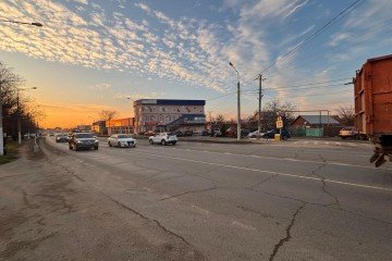 Фото №3: Торговое помещение 55 м² - Краснодар, мкр. Северный, ул. Большевистская, 286/1