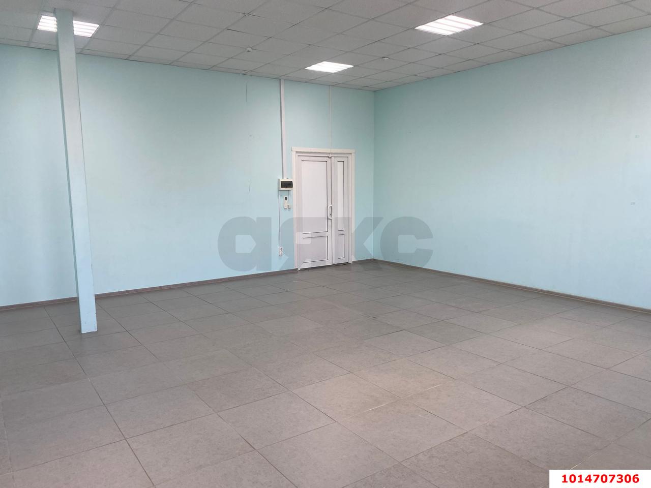 Фото №9: Торговое помещение 55 м² - Краснодар, Северный, ул. Большевистская, 286/1
