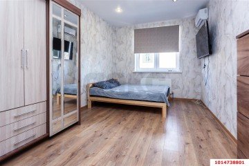 Фото №1: 1-комнатная квартира 42 м² - Краснодар, мкр. Почтовый, ул. имени Валерия Гассия, 5