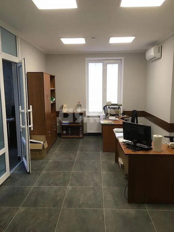Фото №4: Коммерция 53 м² - Ростов-на-Дону, Новое Поселение, ул. Катаева, 289