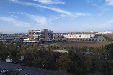 Фото №1: 2-комнатная квартира 69 м² - Краснодар, мкр. Прикубанский внутригородской округ, ул. Александра Покрышкина, 2Б