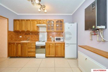 Фото №1: 2-комнатная квартира 37 м² - Краснодар, мкр. 9-й километр, ул. Лазурная, 28