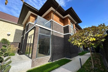 Фото №2: Дом 225 м² - Краснодар, мкр. Горхутор, ул. Стадионная, 17