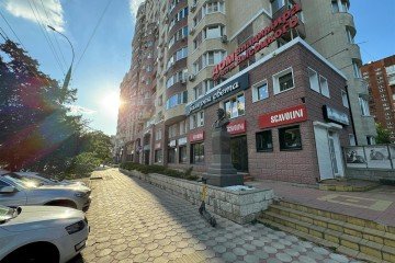 Фото №2: Торговое помещение 714 м² - Краснодар, мкр. Западный внутригородской округ, ул. Бабушкина, 295