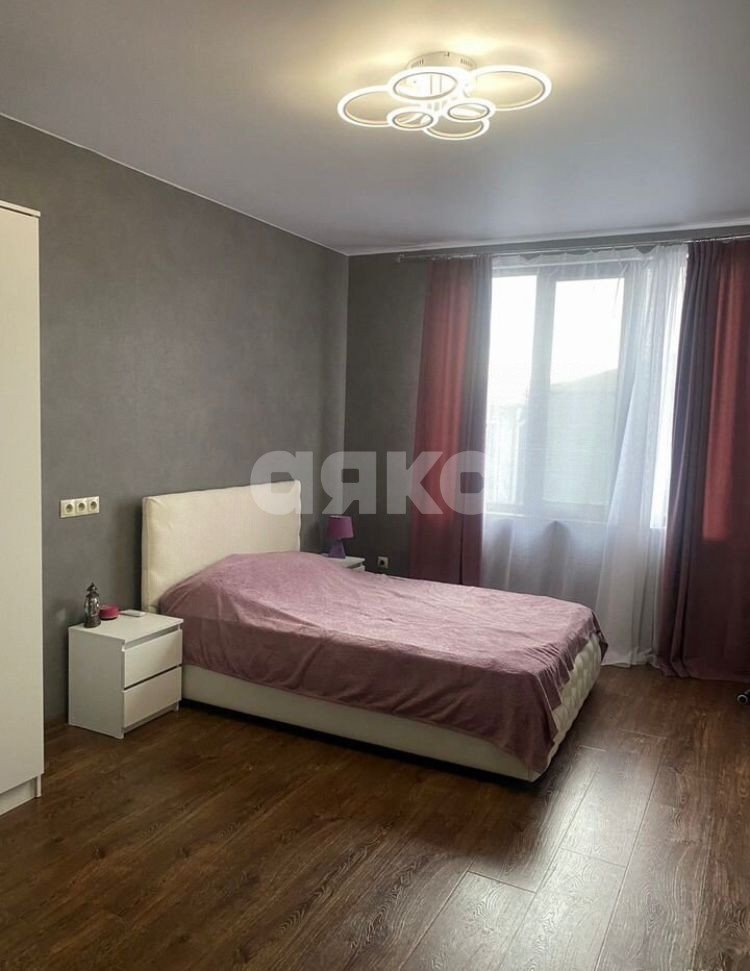 Фото №5: Таунхаус 278 м² + 2 сот. - Геленджик, пр-кт Геленджикский, 167