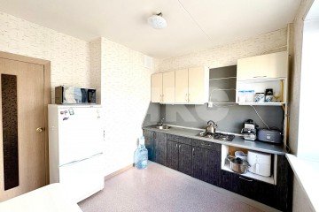 Фото №2: 2-комнатная квартира 53 м² - Нижнекамск, мкр. 49-й, пр-кт Мира, 96