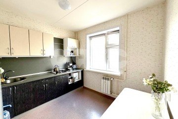 Фото №1: 2-комнатная квартира 53 м² - Нижнекамск, мкр. 49-й, пр-кт Мира, 96