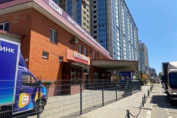 Фото №2: Отдельное здание 400 м² - Краснодар, мкр. Хлопчато-бумажный Комбинат, ул. Уральская, 102/1