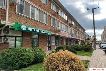 Фото №3: Коммерция 62 м² - Краснодар, мкр. жилой комплекс Арбатский, ул. Цезаря Куникова, 18к10