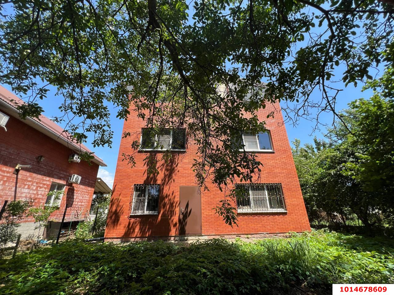 Фото №2: Дом 258 м² + 10 сот. - Новая Адыгея, ул. Дачная, 4