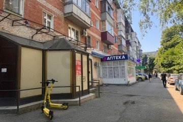 Фото №1: Торговое помещение 171 м² - Краснодар, мкр. Фестивальный, ул. имени Тургенева, 136