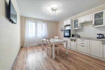 Фото №1: 2-комнатная квартира 64 м² - Краснодар, мкр. Восточно-Кругликовский, ул. Генерала Трошева, 29