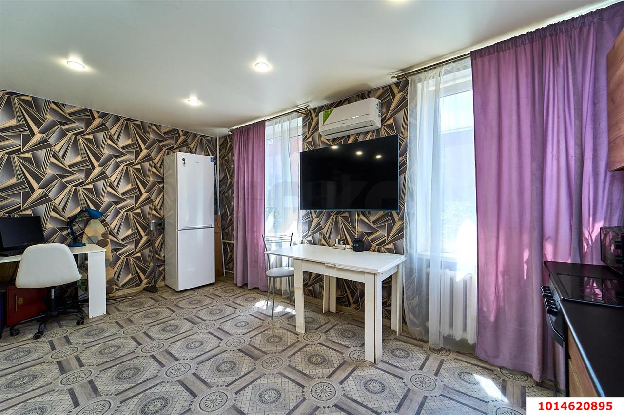 Фото №3: 1-комнатная квартира 28 м² - Краснодар, Западный внутригородской округ, Центральный, мкр. Центральный внутригородской округ, ул. Одесская, 46