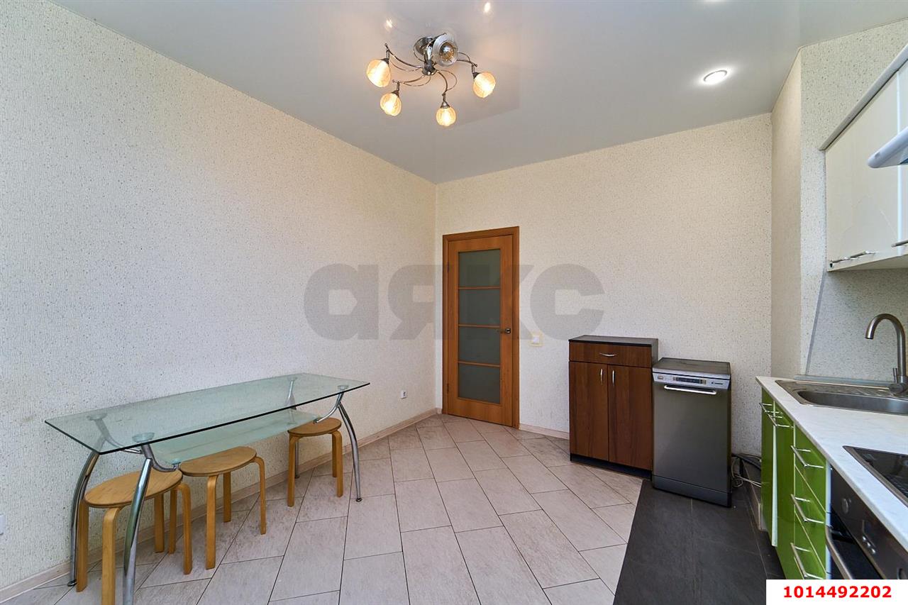 Фото №3: 2-комнатная квартира 58 м² - Краснодар, Прикубанский внутригородской округ, Панорама, мкр. ЖК Панорама, ул. Восточно-Кругликовская, 26